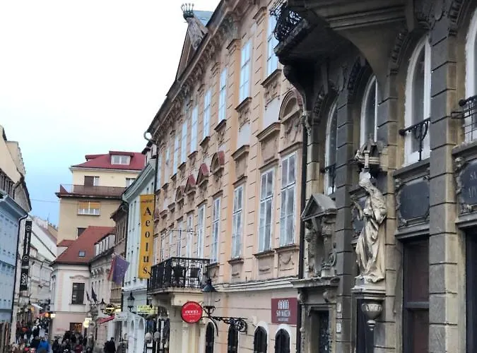 In Old Town 브라티슬라바